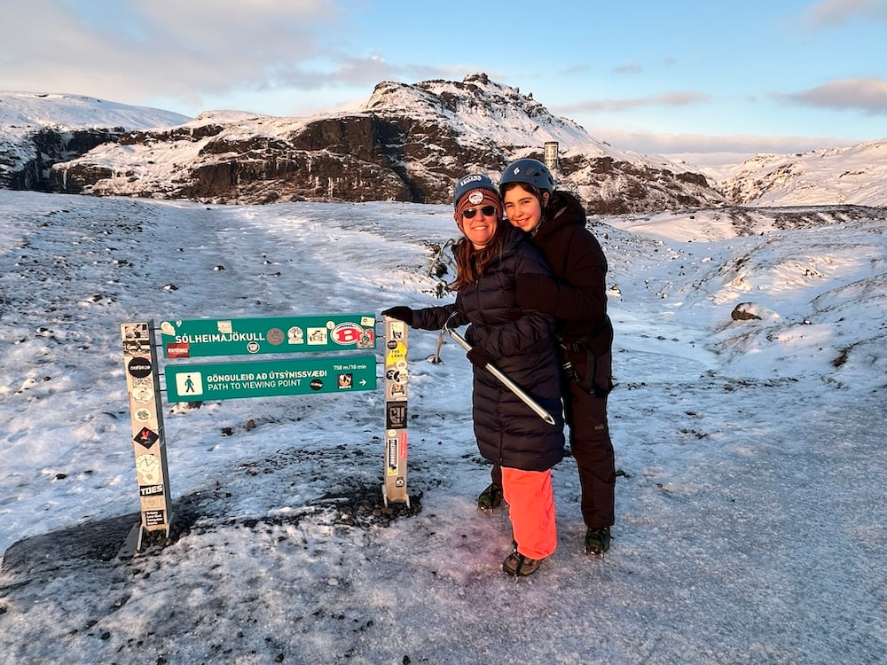 Heading Toward the Sólheimajökull Glacier