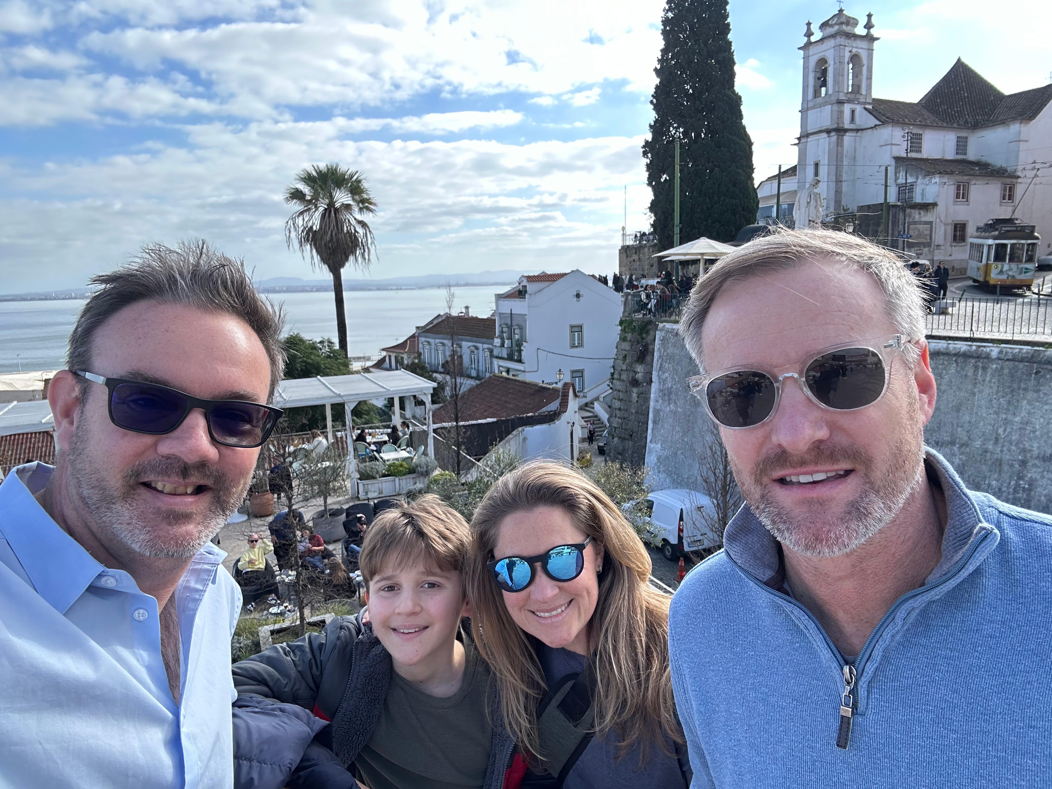 Miradouro Walk with Max