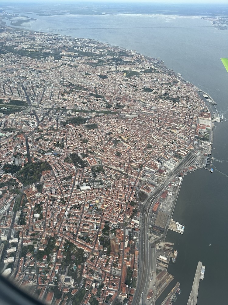 Amazing Views of Lisboa on the Way Out