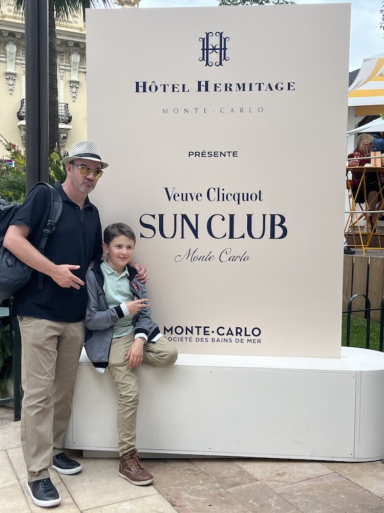 Hermitage Sun Club